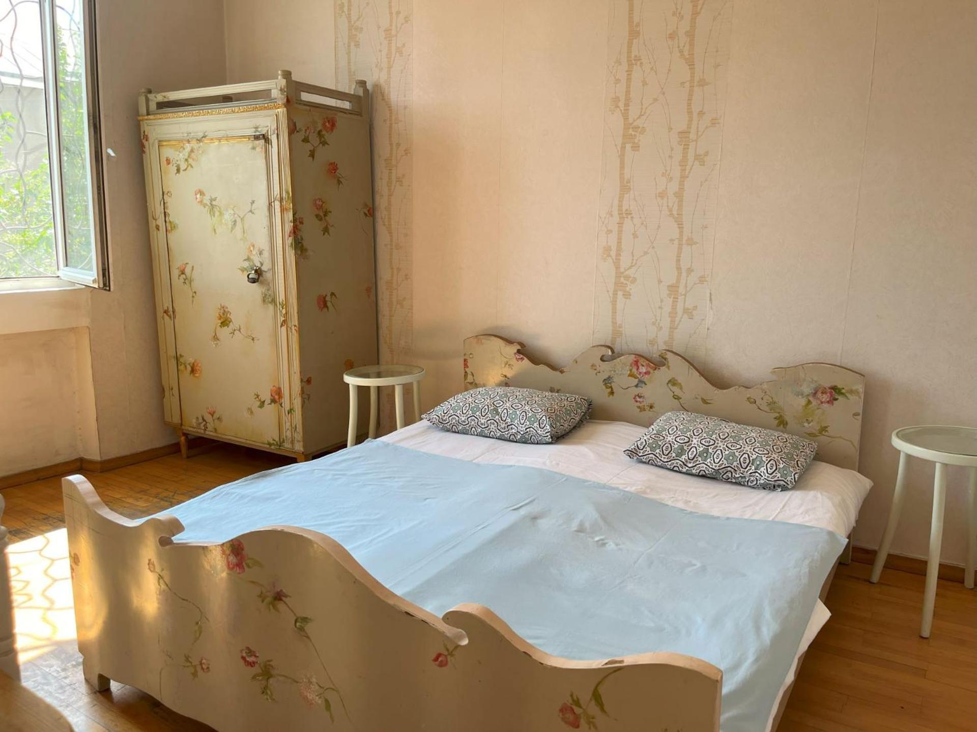 Guest House One Two Three تبليسي المظهر الخارجي الصورة