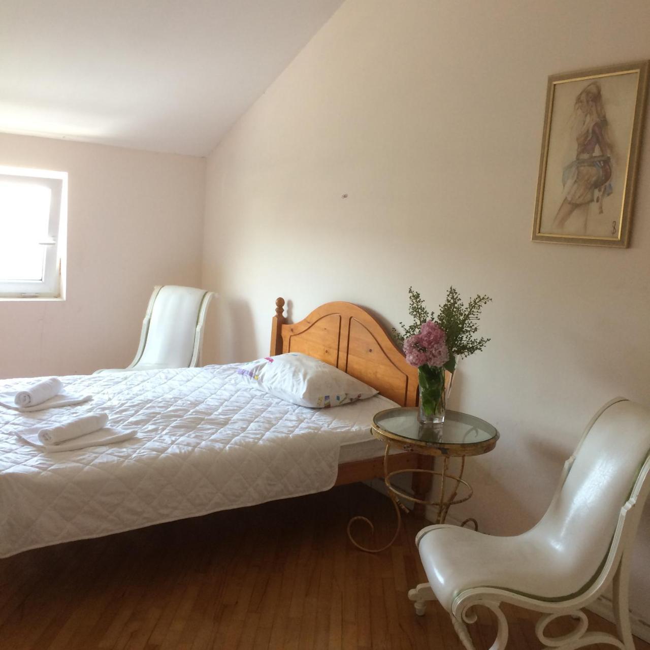 Guest House One Two Three تبليسي المظهر الخارجي الصورة